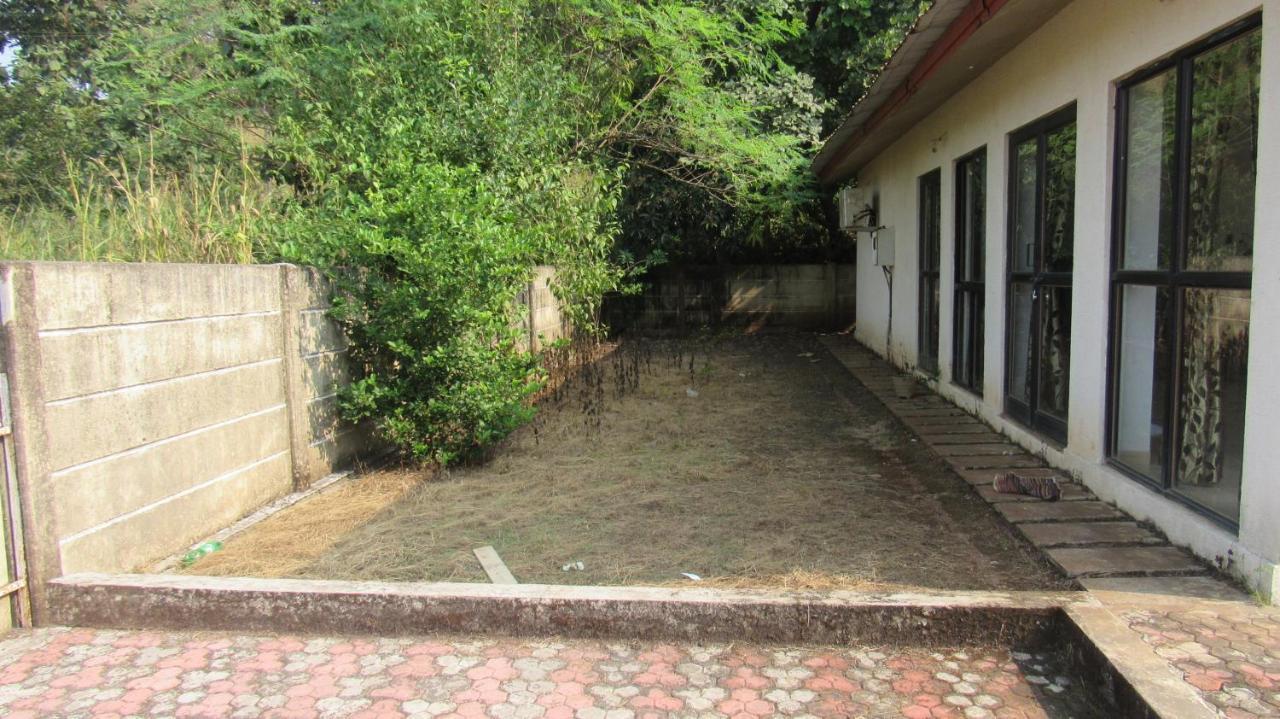 Retreat Chalets, The Nest, At Sparsh Resorts, Karjat Luaran gambar