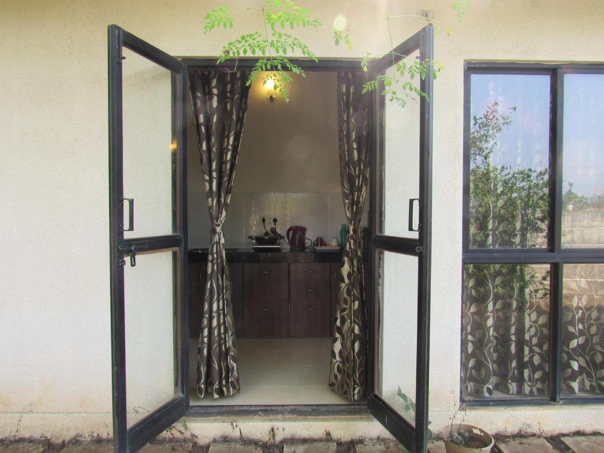 Retreat Chalets, The Nest, At Sparsh Resorts, Karjat Luaran gambar