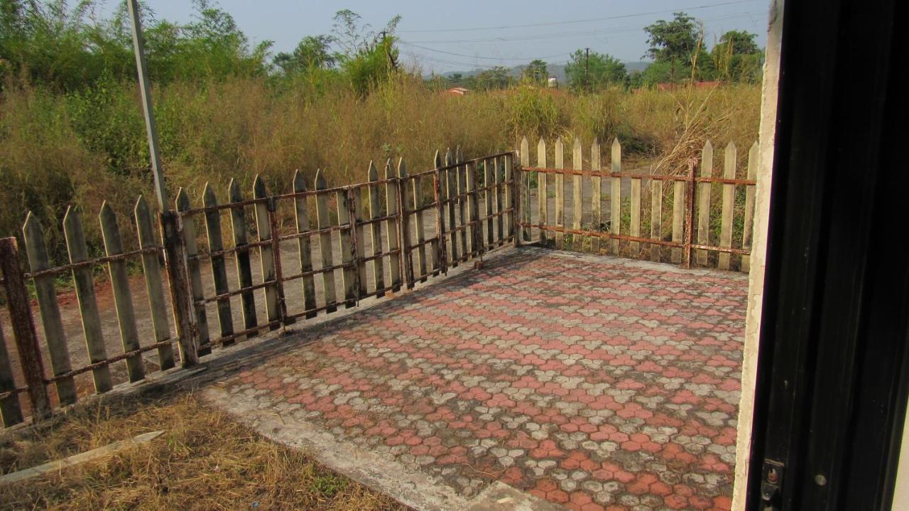 Retreat Chalets, The Nest, At Sparsh Resorts, Karjat Luaran gambar