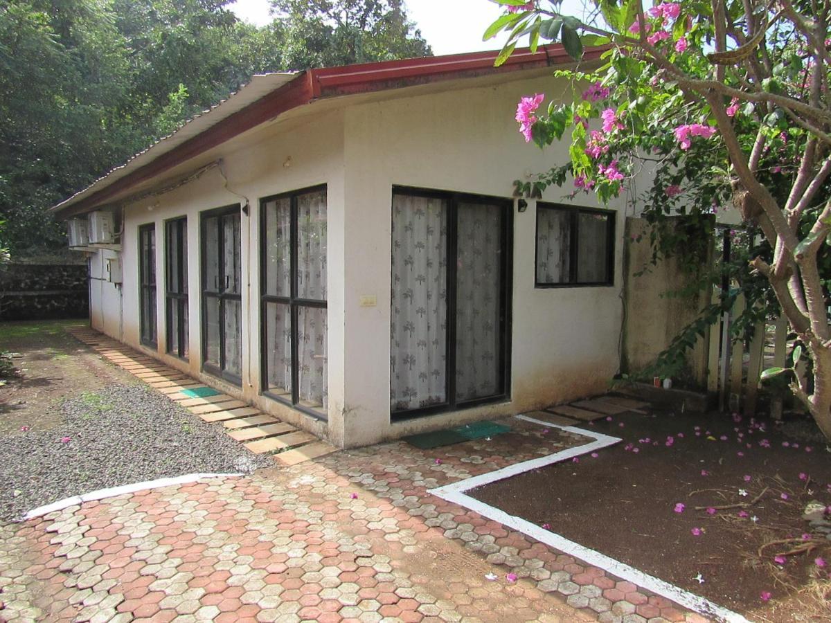 Retreat Chalets, The Nest, At Sparsh Resorts, Karjat Luaran gambar