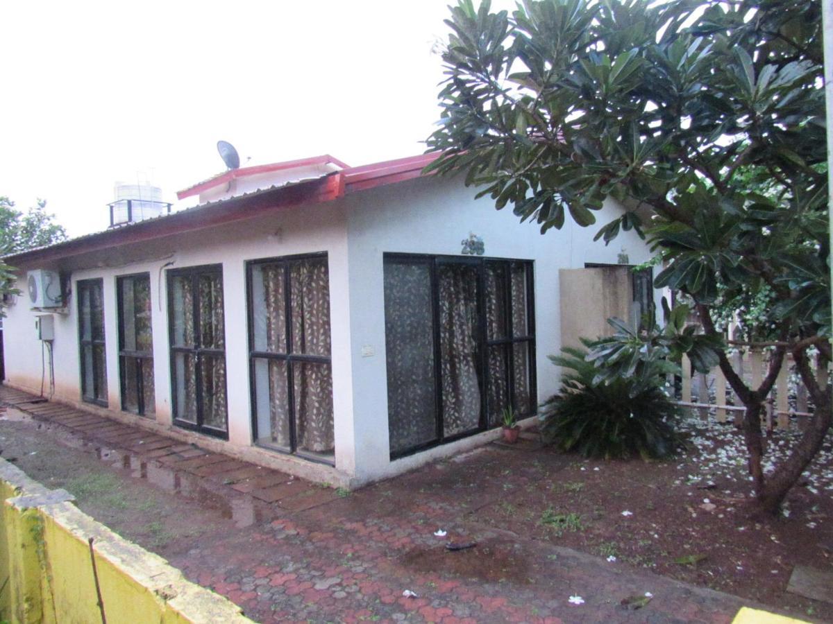 Retreat Chalets, The Nest, At Sparsh Resorts, Karjat Luaran gambar