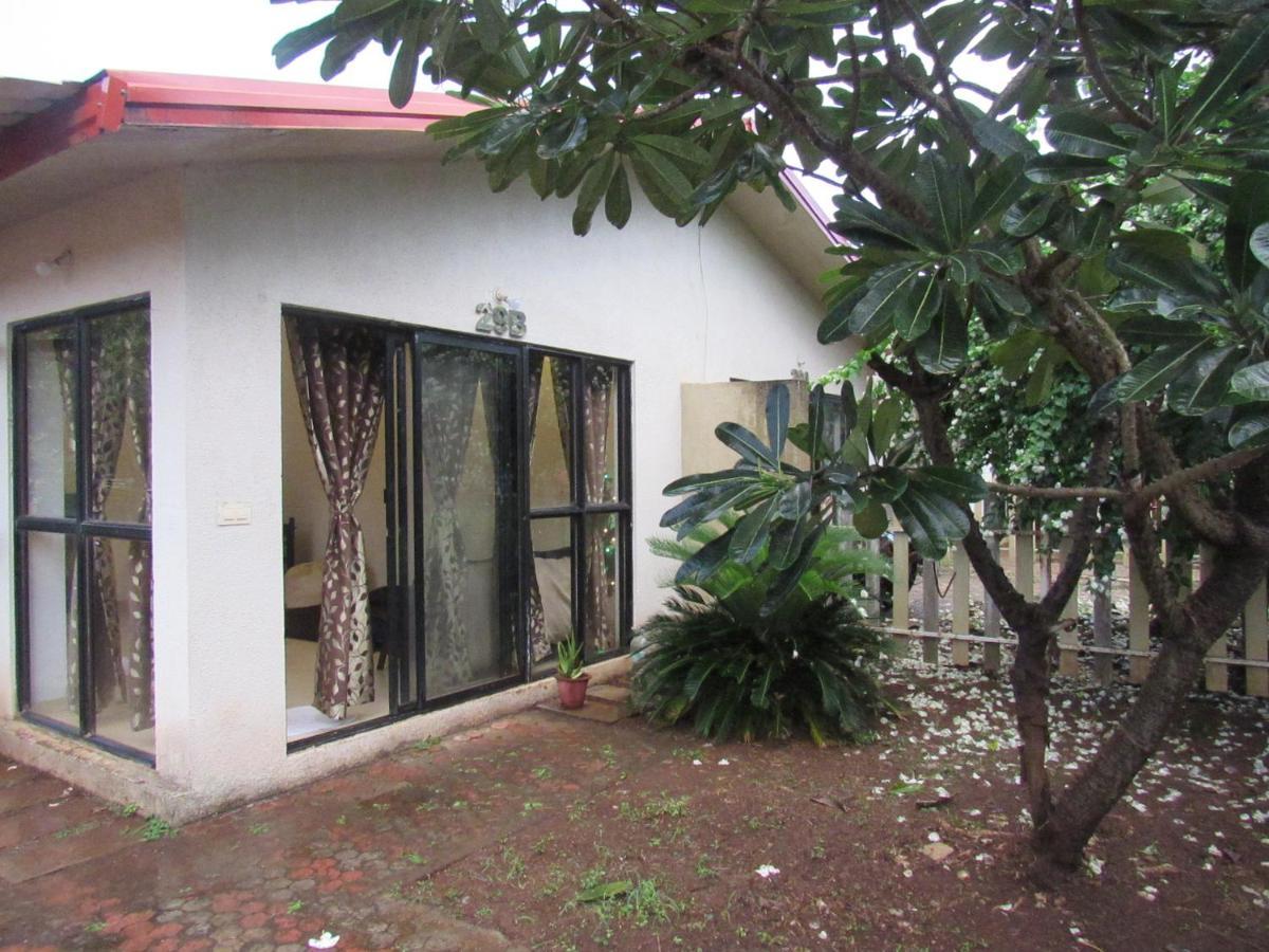 Retreat Chalets, The Nest, At Sparsh Resorts, Karjat Luaran gambar