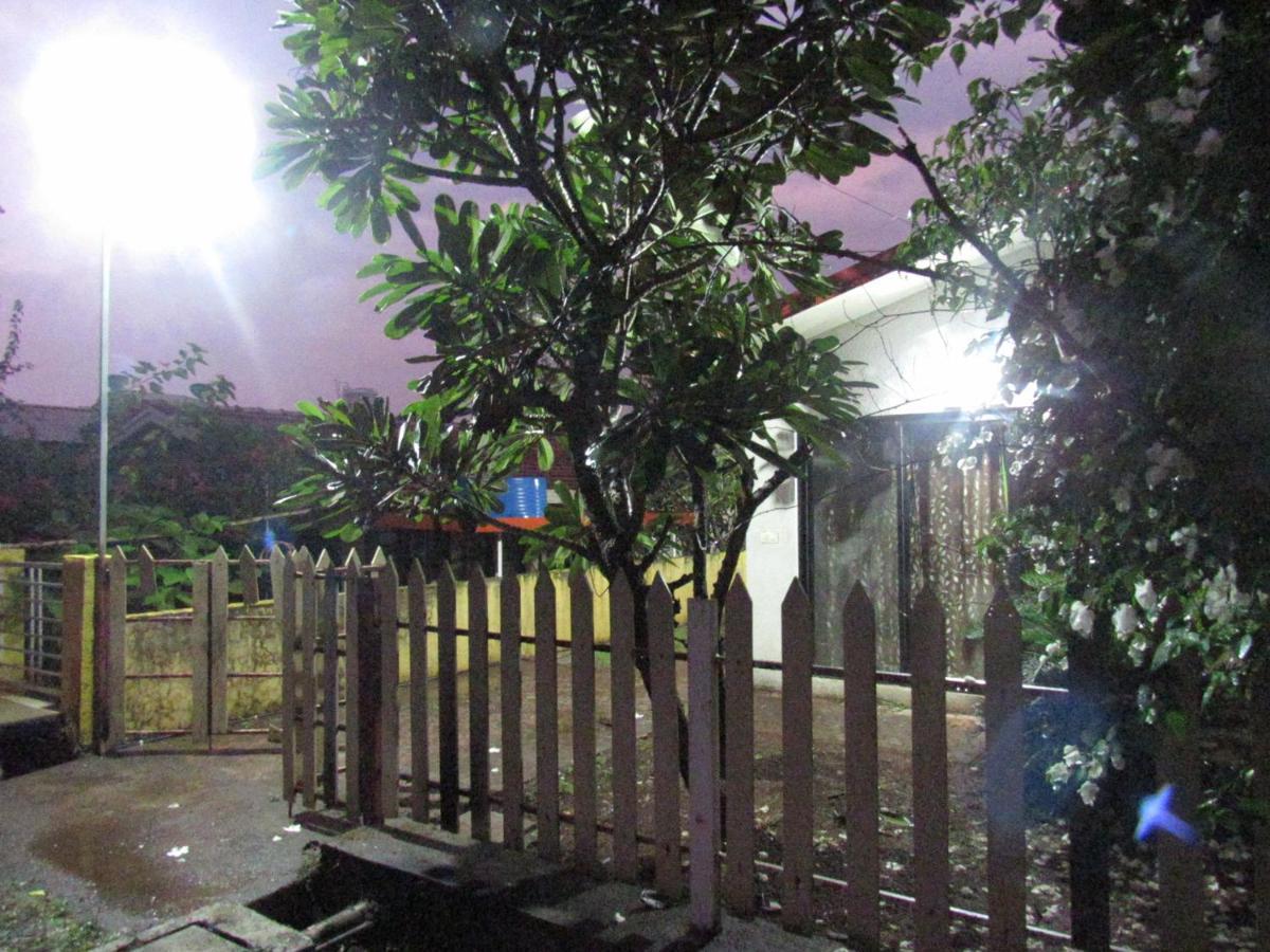 Retreat Chalets, The Nest, At Sparsh Resorts, Karjat Luaran gambar