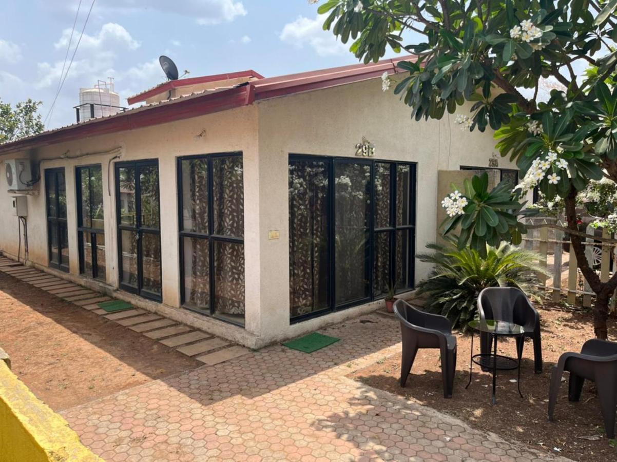 Retreat Chalets, The Nest, At Sparsh Resorts, Karjat Luaran gambar